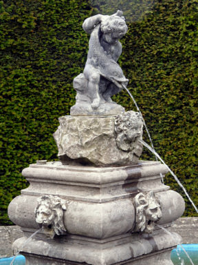 Brunnen