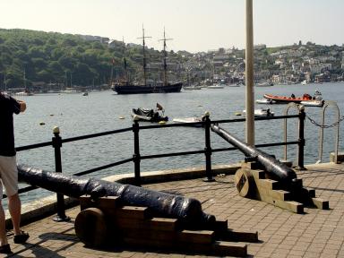 Looe